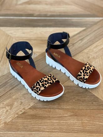 Mia Womens Rina Platform Sandal In Jaguar