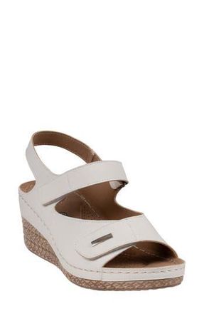 Good Choice Shoes Keltie Wedge Sandal in White at Nordstrom Rack, Size 6.5