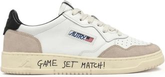 Autry Witte Leren Sneakers met Zwarte Hiel - Dames - Sneakers - Wit - 39 EU - Su&egrave;de - Schoenen