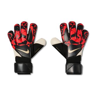 Nike Vapor Grip3 Goalkeeper Soccer Gloves in Black | HQ0304-010