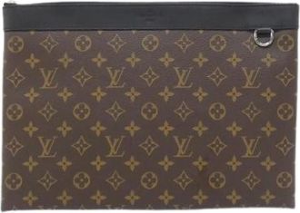 Louis Vuitton Pre-owned Clutches, male, Brown, Size: ONE SIZE Pre-owned Pochette Discovery Monogram Bag