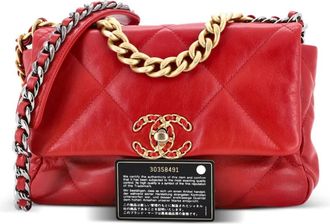 Chanel Borsa a tracolla 19 media in pelle trapuntata con battente - Rosso