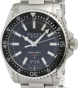 Gucci Pre-owned Watches, male, Black, Size: ONE SIZE Pre-owned Dive Ya136301A Wristwatch