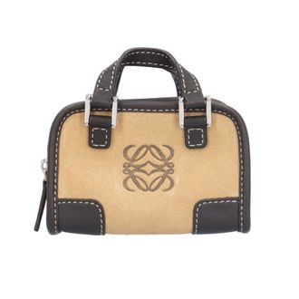 Loewe Amazona Beige Leather Pouch (Pre-Owned)