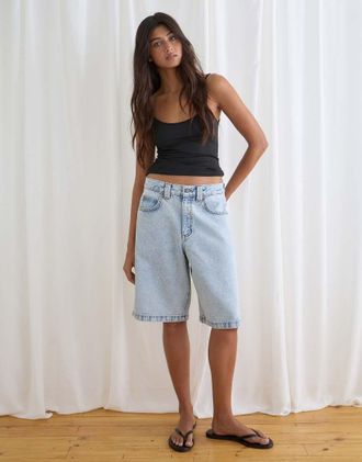 Motel Jorts di jeans a vita bassa lavaggio blu chiaro