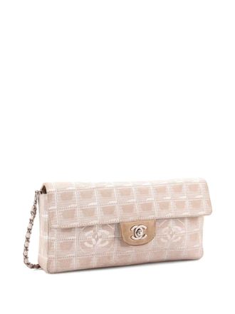 Chanel Travel Line Flap Bag Quilted Nylon East West shoulder bag - Toni neutri