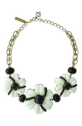 Olivia Welles Chlo&eacute; Floral Collar Necklace in Gold at Nordstrom Rack