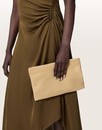 AllSaints Bettina - Pochette in pelle giallo pallido