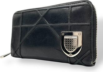 Dior Black Leather Long Wallet (Bi-Fold) (Pre-Owned)