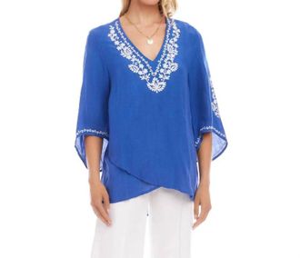 Karen Kane Bracelet Sleeve Embroidered Asymmetric Top In Blue