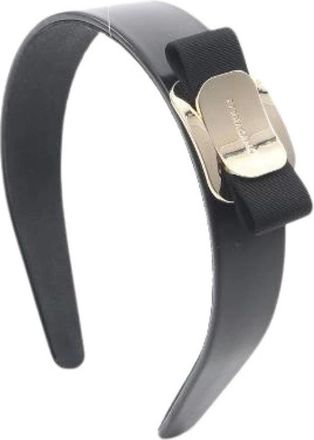 Ferragamo Pre-owned Accessories, female, Black, Size: ONE SIZE Pre-owned Vara Ribbon Leather Hair Accessory