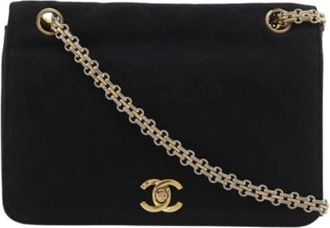 Chanel Pre-owned Shoulder Bags, female, Black, Size: ONE SIZE Pre-owned Matelasse Cotton Shoulder Bag