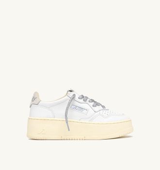 Autry MEDALIST PLATFORM SNEAKERS IN WHITE LEATHER