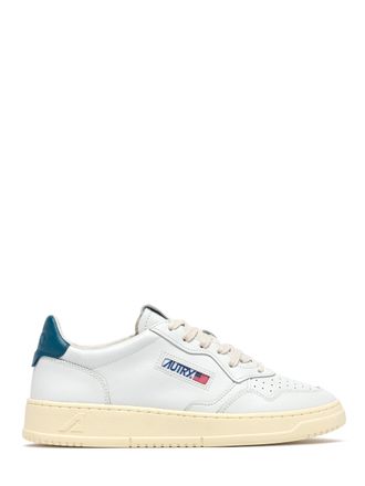 Autry Low-Top Leather Sneakers with Minimalist Design and Contrasting Collar