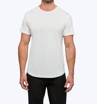 Cuts Ao Curve-Hem Tee In White