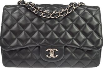 Chanel Classic Single Flap Quilted Lambskin Black Leather Handbag (Pre-Owned)