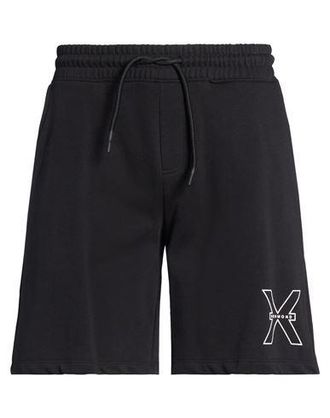 John Richmond BOTTOMWEAR - Shorts & Bermuda Shorts sur YOOX.COM