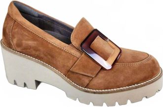 Softwaves Womens Wedge Loafer In Tan