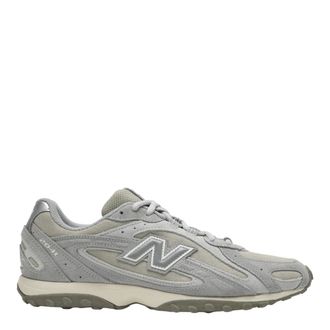 New Balance Training Shoes, female, Gray, Size: 4 1/2 US 204L Sneaker