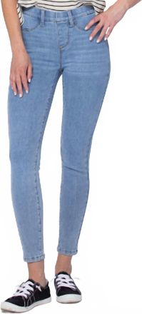 Judy Blue Denim Skinny Jegging In Light Wash