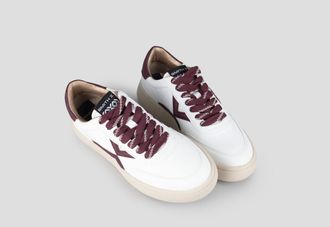 Alexander Smith Ocean Woman in white with dark red side logo and heel