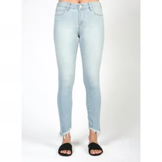 Articles of Society Suzy Crop Skinny Jeans In Jasper