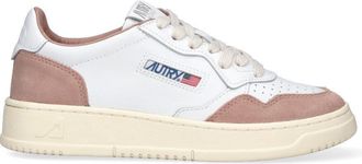 Autry Low-Top Classic Sneakers With Minimalist Detailing
