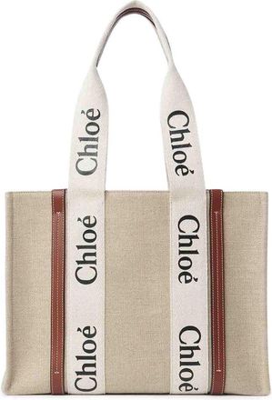 Chlo&eacute; Woody Shoulder Bag In Linen