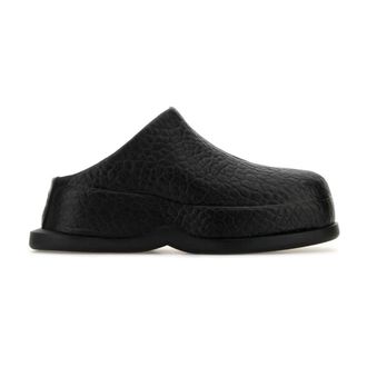 Alexander McQueen Alexander McQueen, Mules, female, Black, Size: 10 US Wave Black Leather Platform Slippers