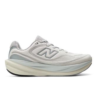 New Balance Hombre 1080v15 Grey Days en Gris, Talla 40.5