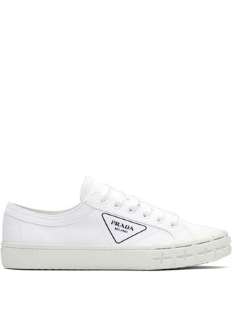 Prada: White Sneakers / Trainer now up to −50% | Stylight