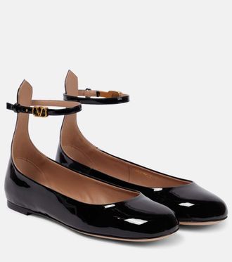 Valentino Garavani Tan-Go patent leather ballet flats