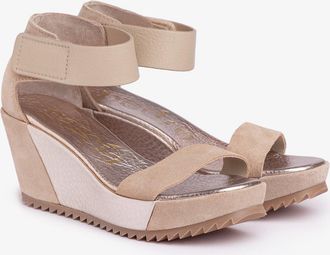 Pedro Garcia Comfort wedge sandal in pink suede | Fidelia | Essentials collection | PEDRO GARCIA