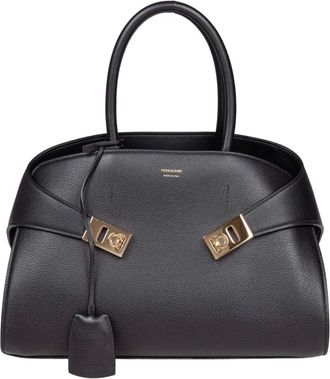 Ferragamo Tassen, Dames, Zwart, ONE Size, Leer, Hug Medium Handtas