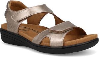 Taos Serene Ankle Strap Sandal in Champagne at Nordstrom, Size 11