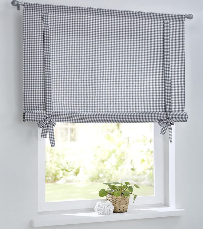 Kutti Heimtextilien Cottage Kariertes Raffrollo Raffgardine mit Tunnelzug für Gardinenstangen, Landhaus-Gardine Küche Karo weiß-grau, Bindegardine, Rollgardine, Breite 12 ab 39,95 €