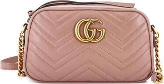 Gucci GG Marmont matelass&eacute; kleine leren crossbodytas - Beige