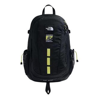 The North Face Hot Shot SE Patch Backpack 30L TNF Black NF0A8KEAWC9