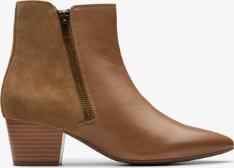 Clarks Ellanie Vibe Taupe Leather