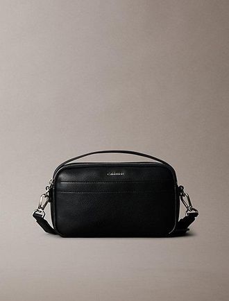 Calvin Klein Bolsa Para C&aacute;mara Con Logo En Relieve