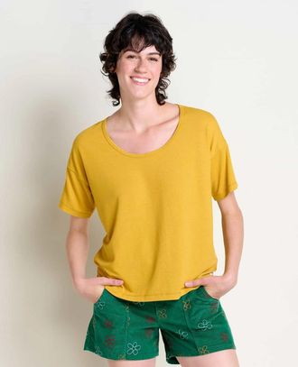 Toad & Co Toad & Co Piru T-Shirts Womens Yellow Stretch Short Sleeve Scoop Neck GBO2197