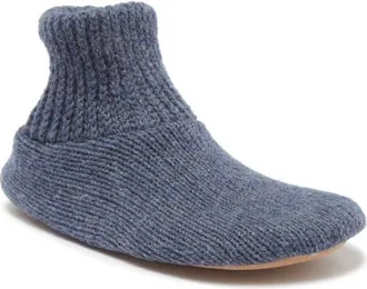 Muk Luks Morty Faux Fur Lined Slipper in Denim at Nordstrom, Size Medium