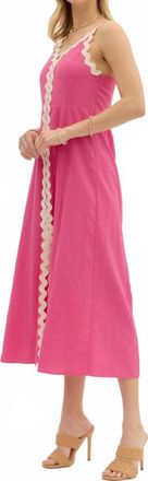 Entro Slit Hem Oversized Accented Ricrac Midi Dress In Pink