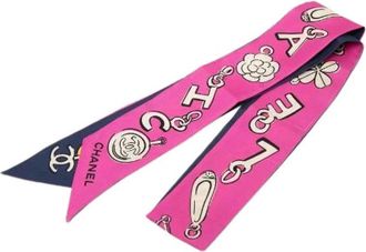 Chanel Pre-owned Scarves, female, Multicolor, Size: ONE SIZE Pre-owned Silk Twilly Scarf