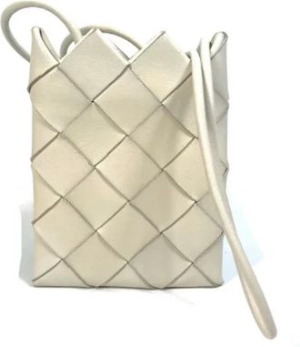 Bottega Veneta Pre-owned Shoulder Bags, female, White, Size: ONE SIZE Pre-owned Leather shoulder-bags
