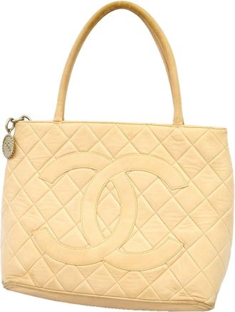 Chanel Beige Leather Tote Bag (Pre-Owned)