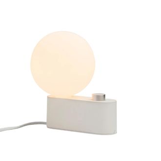 Tala Alumina Tischleuchte, chalk inklusive Sphere IV LED-Leuchtmittel E27 8W, &Oslash; 15 cm, weiss matt