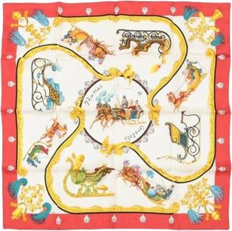 Herm&egrave;s Pre-owned Scarves, female, Red, Size: ONE SIZE Pre-owned Carre 90 Plumes et Grelots Silk Scarf