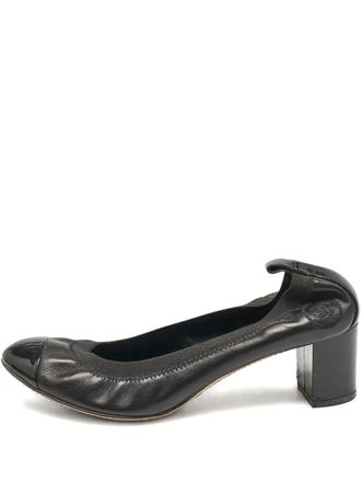 Chanel 60mm leather cap-toe pumps - Black