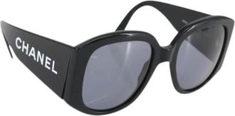 Chanel Pre-owned Accessories, female, Black, Size: ONE SIZE Pre-owned Plastic Sunglasses